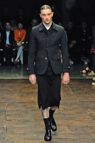 Comme des Garcons / - 2012